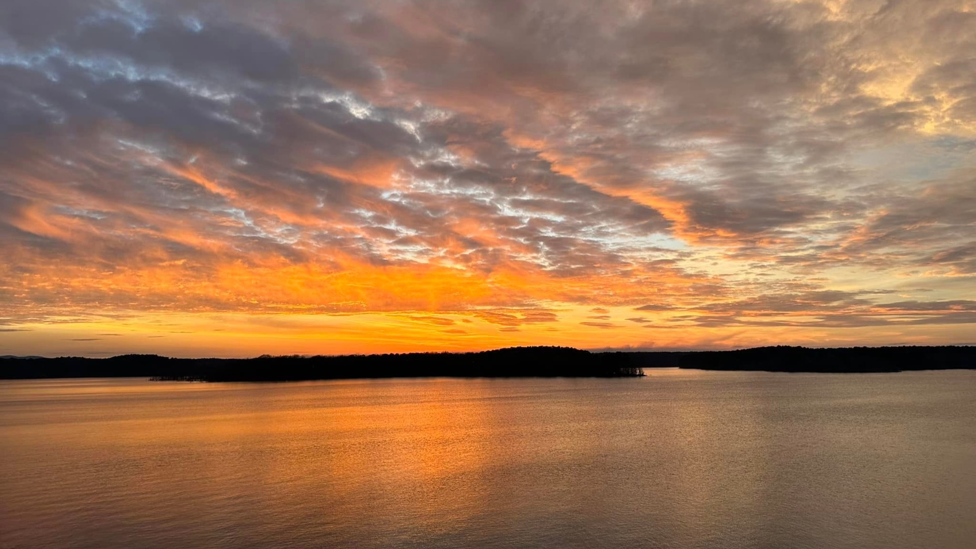 Mountain Harbor Resort, Turtle Cove Spa, Spas of America, Sunset 2