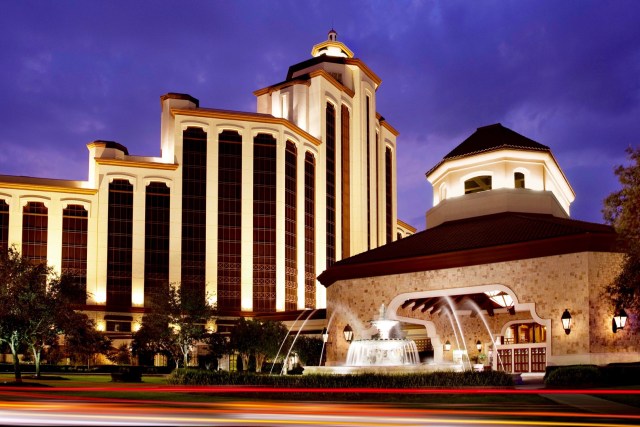 Spa du Lac, L'Auberge Casino Resort