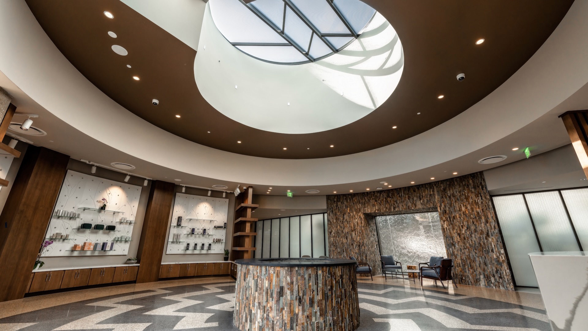The Spa at Séc-he, Welcome, Spas of America